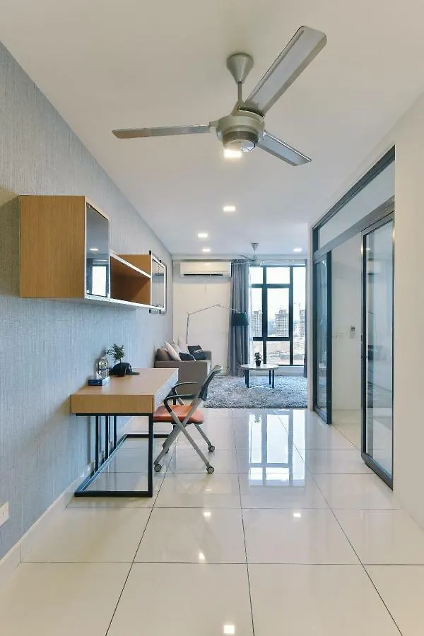 1 Tebrau Suites By Subhome Johor Bahru